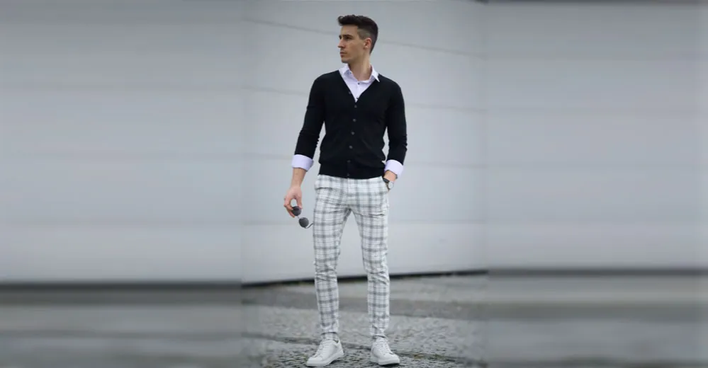 Spodnie w kratę jaka koszula – stylizacje, które zachwycą każdego Spodnie w kratę jaka koszula – stylizacje, które zachwycą każdego