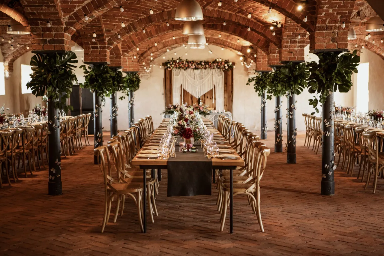 Najpiękniejsze miejsca na ślub, które zachwycą każdego przyszłego małżonka