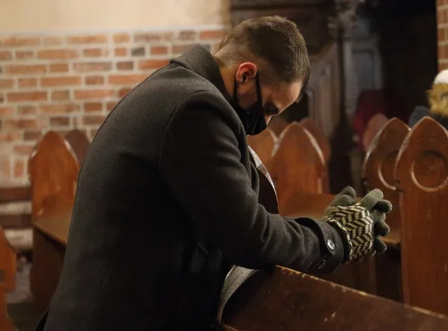 Jakie modlitwy przed mszą pomogą Ci lepiej przygotować duszę?