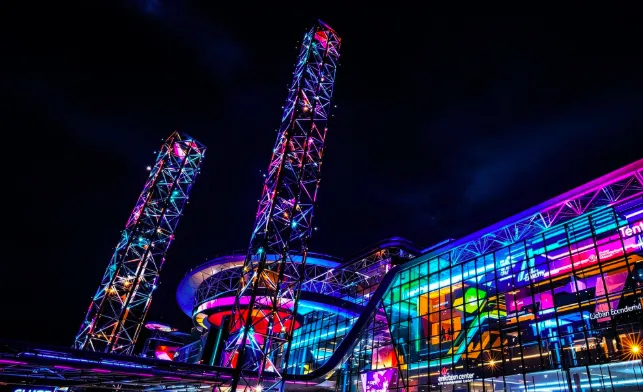 Słynne miejsca rozrywki na całym świecie: od historycznych sal po współczesne cuda architektury