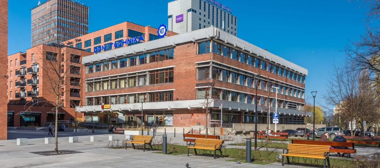 Teatr NOT w Gdańsku: historia, spektakle i niezapomniane wydarzenia