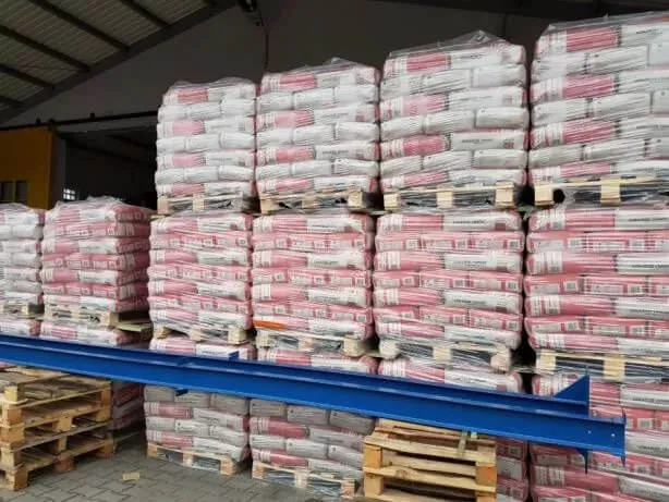 Ile cementu na palecie? Zaskakujące różnice między producentami.