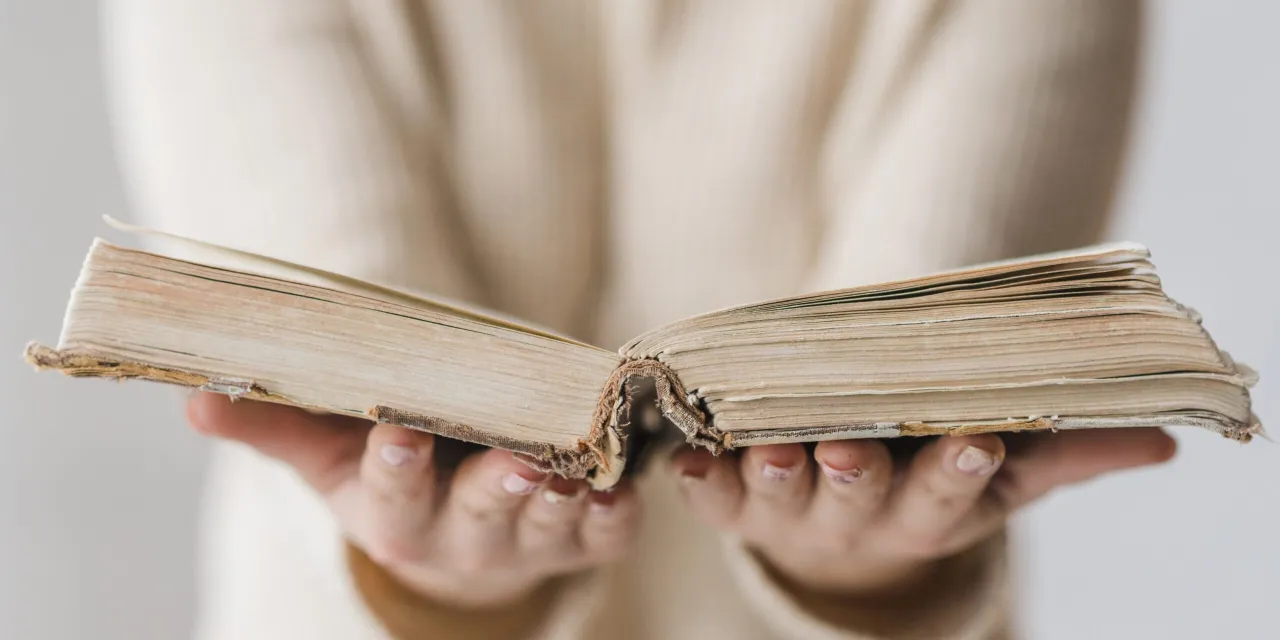 Jak skleić kartki w książkę i uniknąć najczęstszych błędów