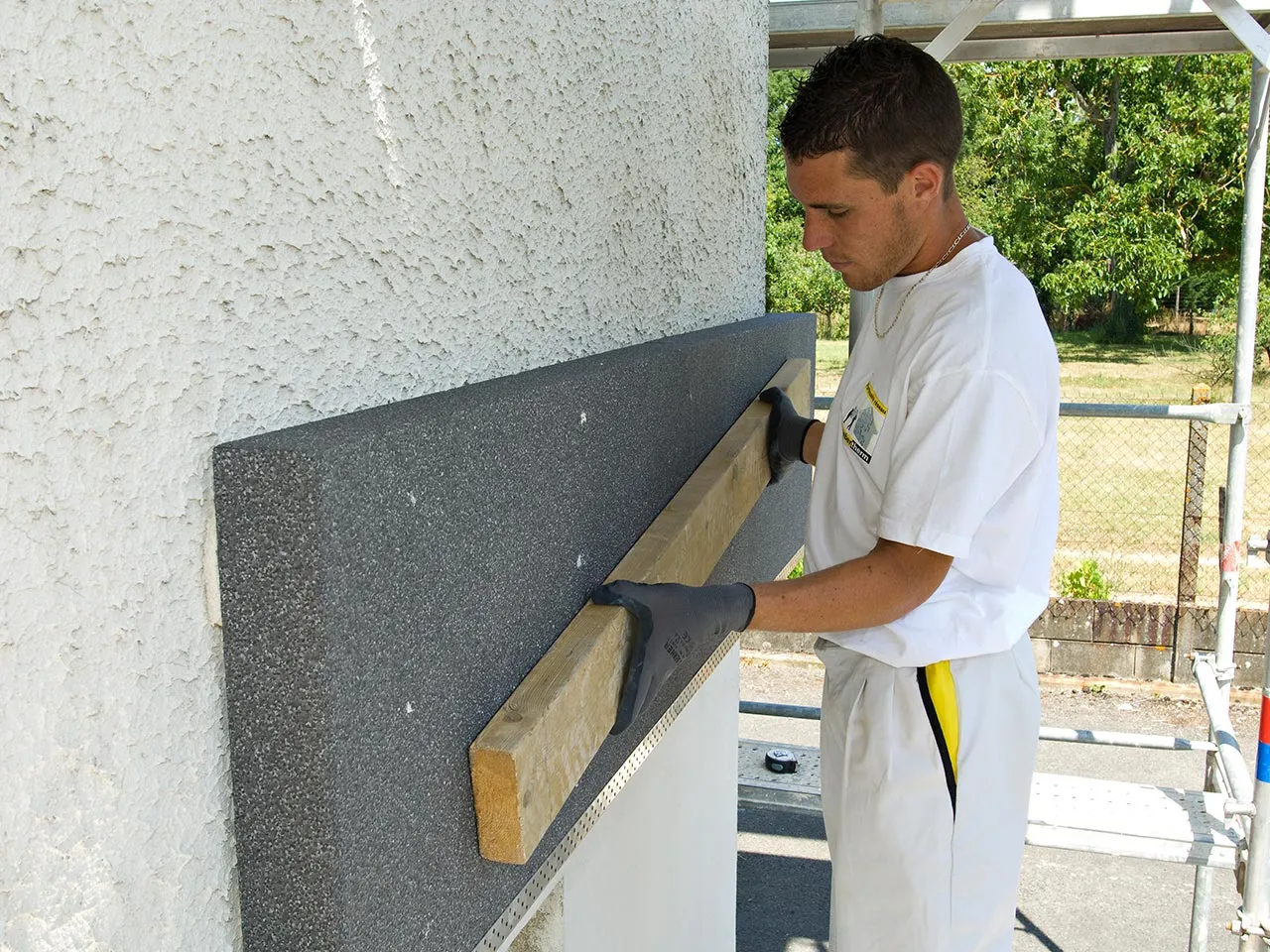 Jak wykonać elewację styropianem krok po kroku - unikaj najczęstszych błędów