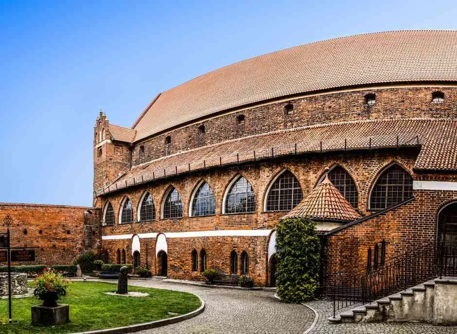 Co zjeść w Olsztynie? Najlepsze miejsca na smaczny posiłek