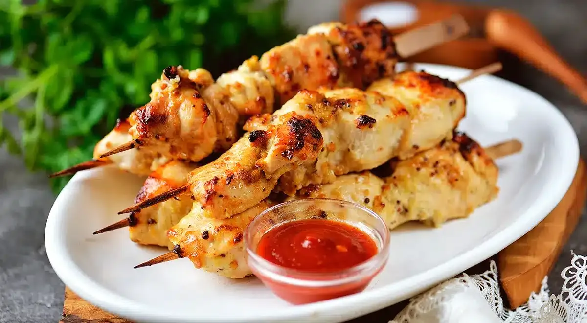 Ile piec szaszłyki w piekarniku: najlepsze temperatury i czasy pieczenia