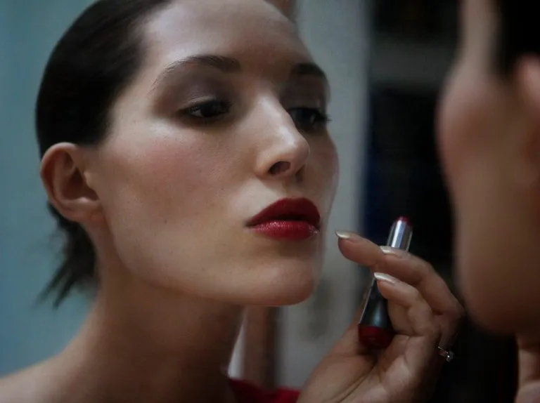 Jak malować usta szminką, aby uniknąć najczęstszych błędów?