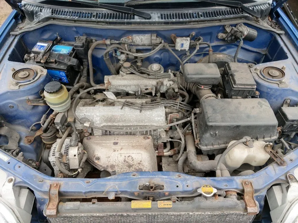 Silnik Toyota RAV4 2.0 Benzyna: Najczęstsze problemy i rozwiązania usterek