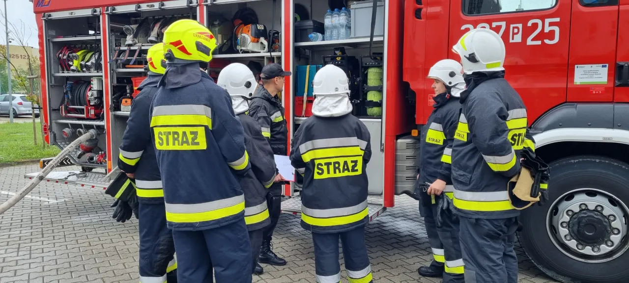 Ile trwa kurs podstawowy OSP? Sprawdź, co wpływa na czas szkolenia