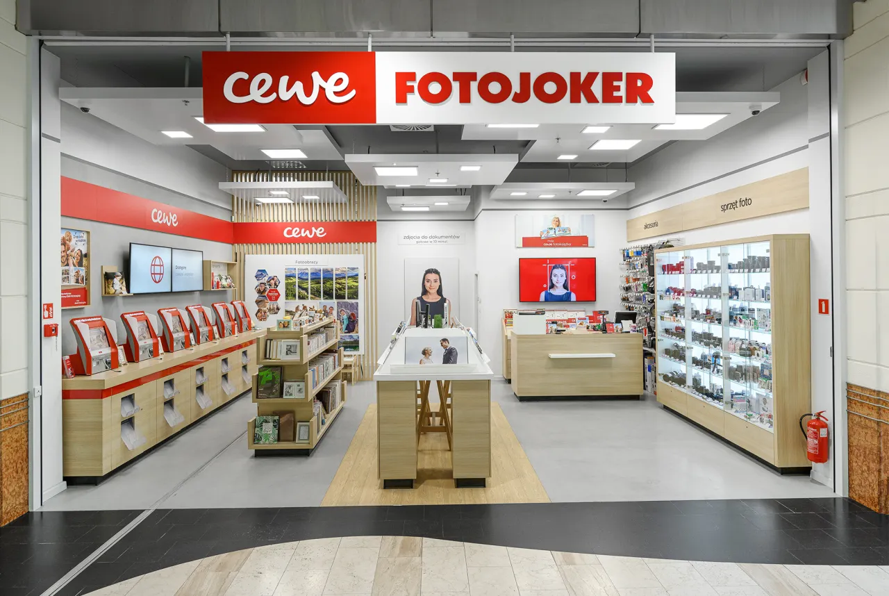 CEWE FOTOJOKER Warszawa: Kompleksowa oferta dla fotografów