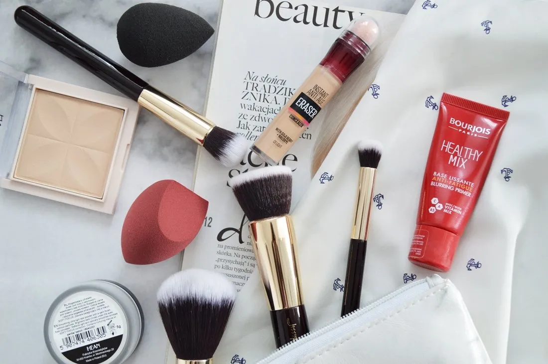 Co ile wymieniać gąbkę do makijażu, aby uniknąć problemów z cerą?