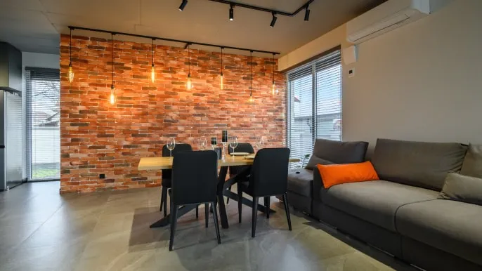 Alternatywy dla farby na ścianę - co wybrać, aby uniknąć nudnych wnętrz?