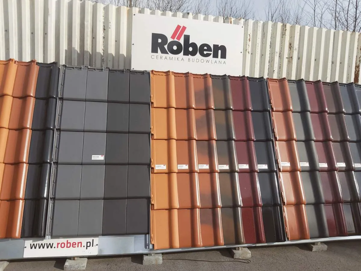 Kolory dachówek płaskich: jak wybrać idealny odcień dla domu?