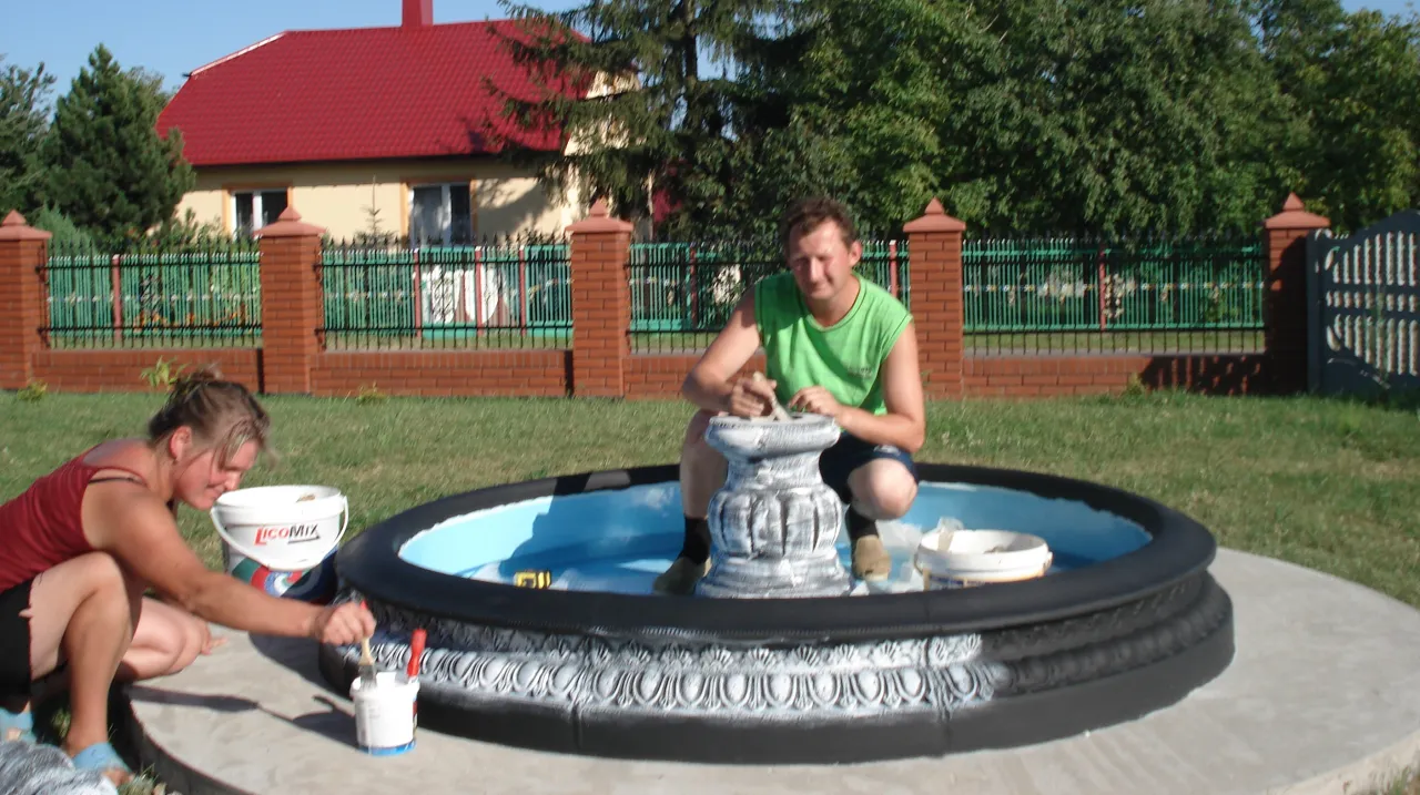 Jak zrobić fontannę z betonu - proste kroki i unikalne pomysły