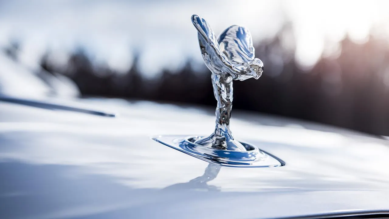 Figurka Rolls Royce: Historia i znaczenie Spirit of Ecstasy