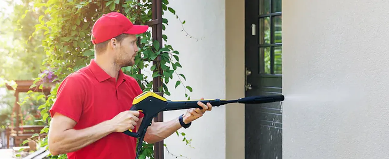 Jaka myjka ciśnieniowa do elewacji - wybierz najlepszy model do czyszczenia