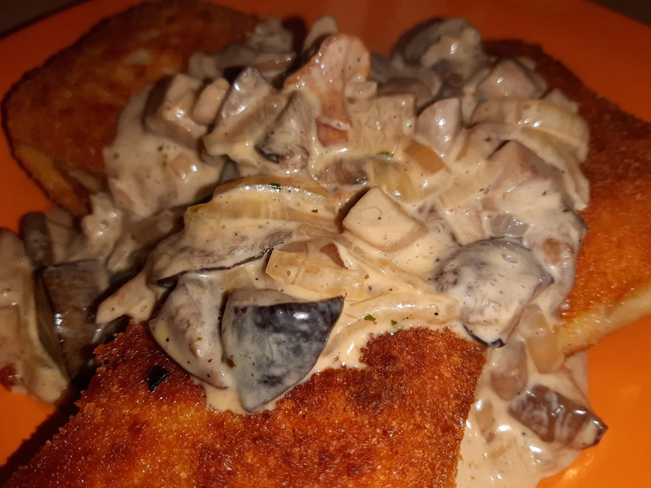 Idealny sos do krokietów z kapustą i grzybami, który zachwyci smakoszy