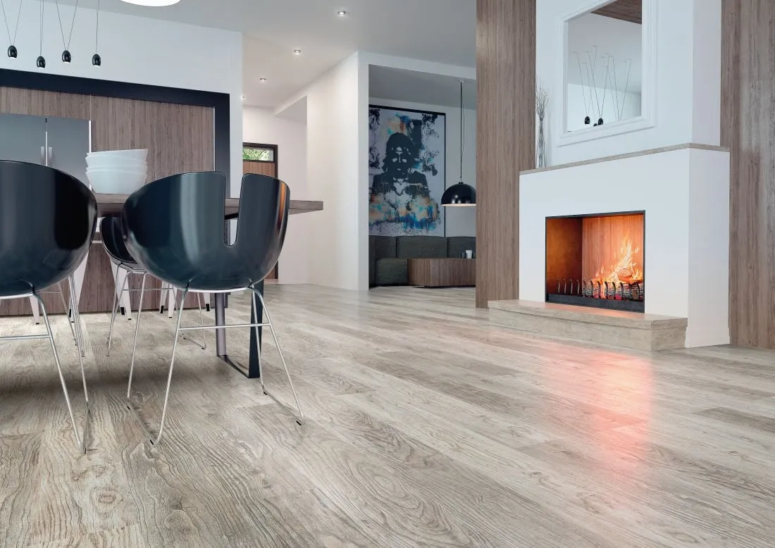 Jakie są zalety układania paneli podłogowych wzdłuż i w poprzek?