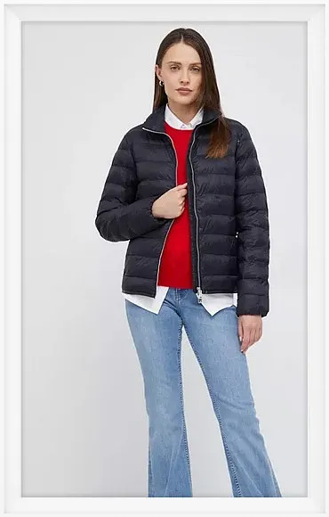 Jak nosić granatową kurtkę? Stylizacje na każdą okazję i porady dla każdego typu sylwetki Jak nosić granatową kurtkę? Stylizacje na każdą okazję i porady dla każdego typu sylwetki