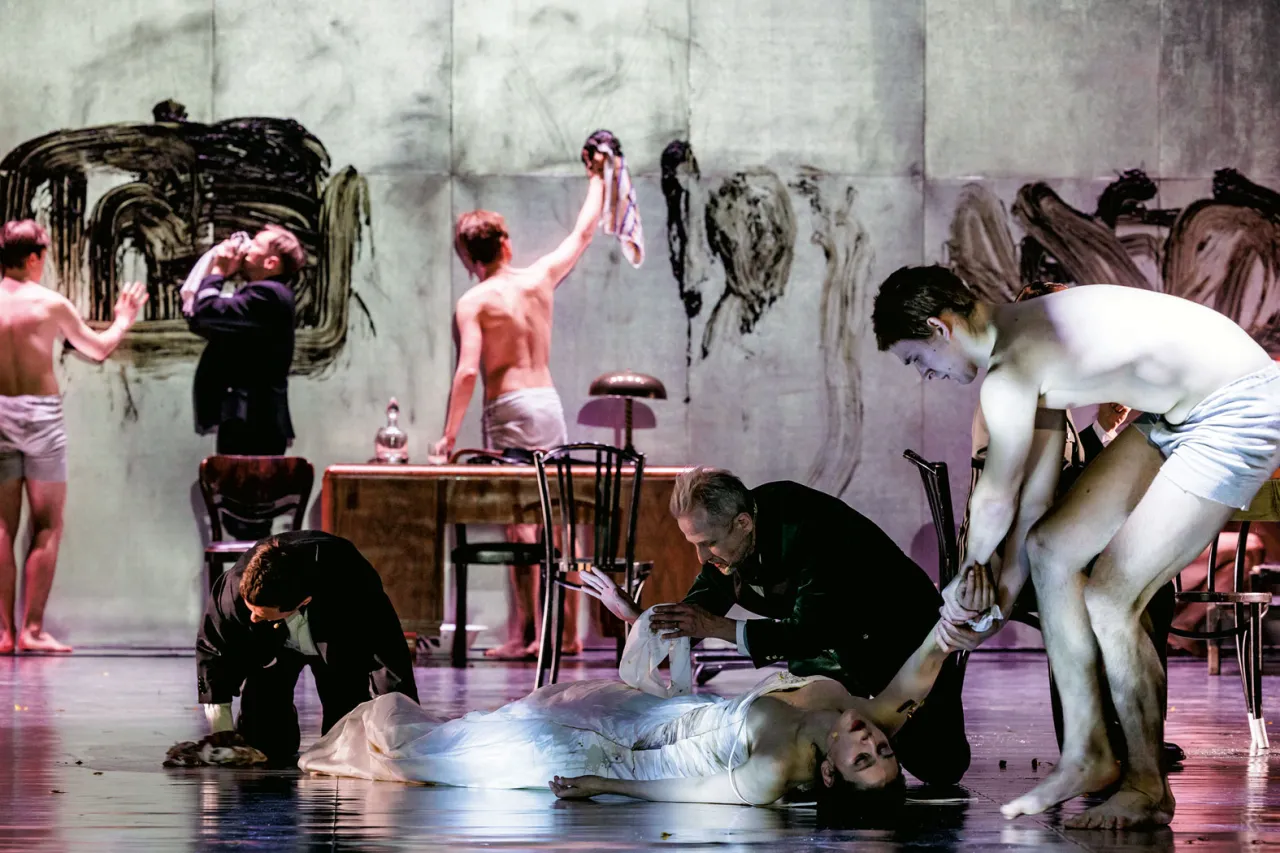 Łaskawe w Teatrze Śląskim – szczera recenzja i kontrowersyjne tematy