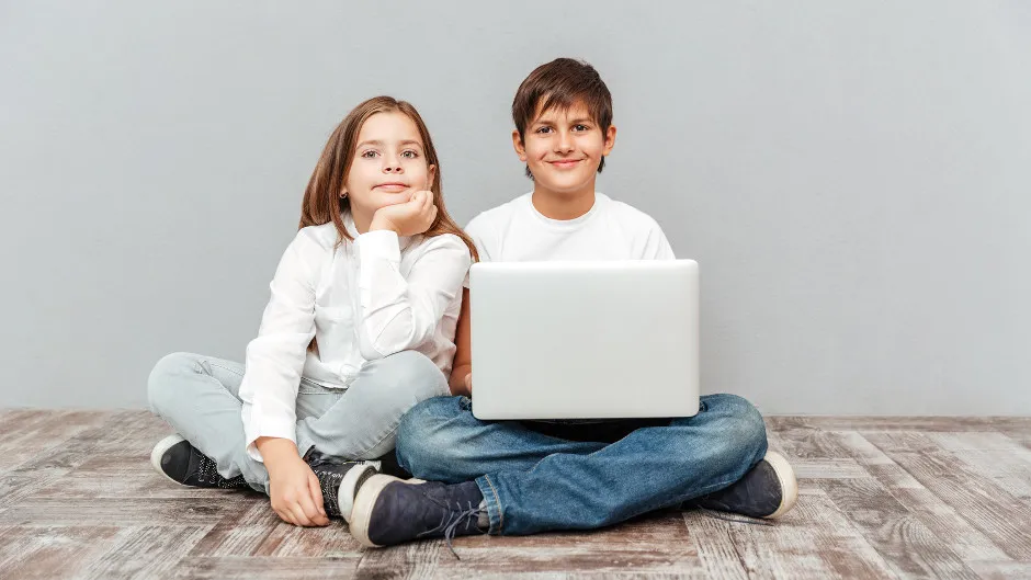 Jaki laptop do nauczania zdalnego: uniknij najczęstszych błędów