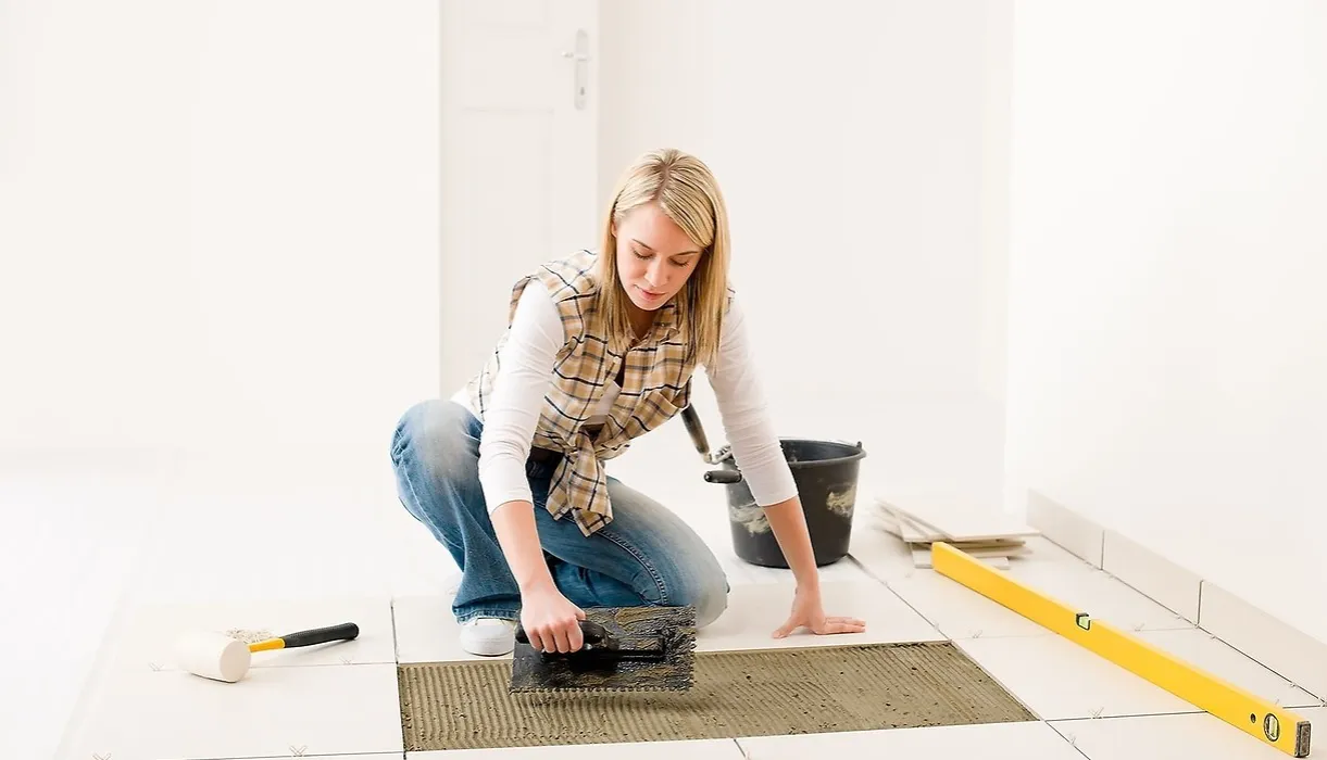 Ile potrzeba zaprawy klejowej na m2? Sprawdź, aby uniknąć strat