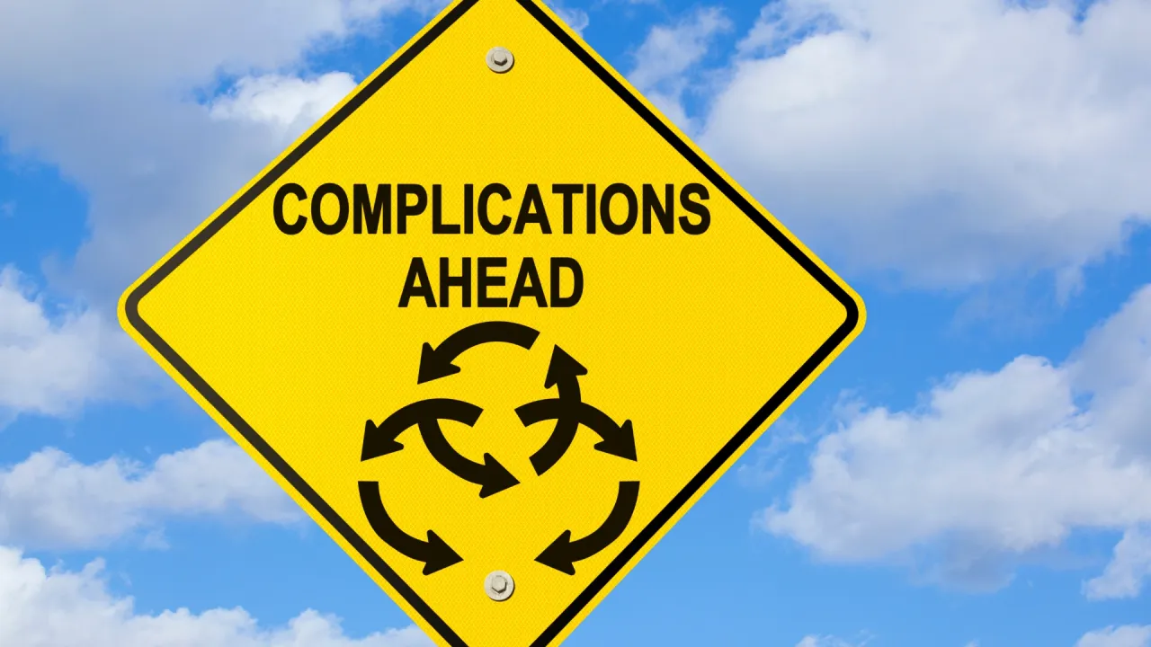 Powikłania po botoksie objawy - jak uniknąć nieprzyjemnych skutków