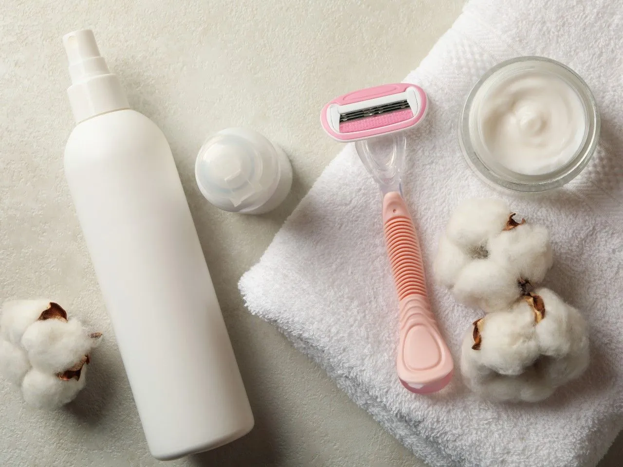 Jak golić sobie miejsca intymne bez podrażnień i bólu