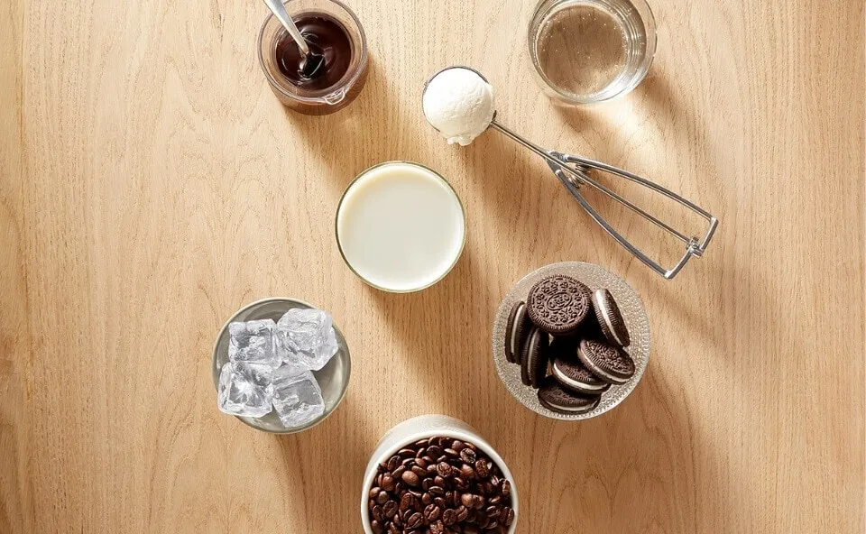 Jak zrobić pyszną kawę mrożoną z ekspresu – prosty przepis i porady