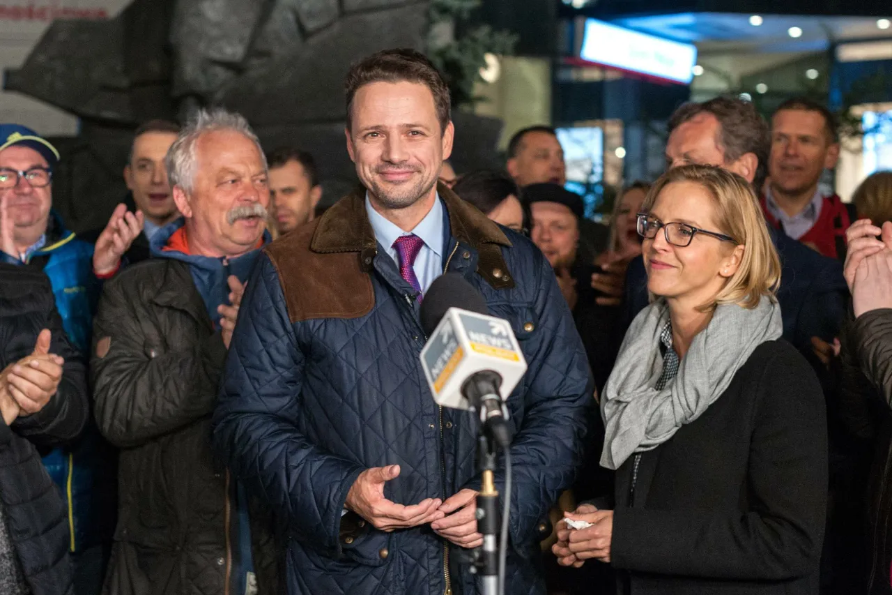 Adam Bielan - ile ma dzieci? Poznaj rodzinę polityka