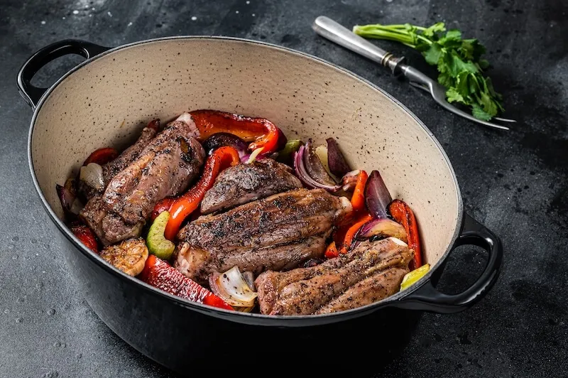 Jakie wino do baraniny? Odkryj idealne połączenia smakowe