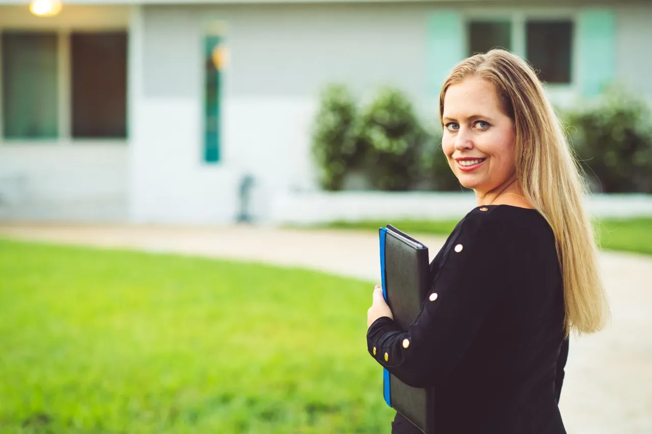 Ile kosztuje wycena nieruchomości przez rzeczoznawcę sądowego? Sprawdź ceny! Ile kosztuje wycena nieruchomości przez rzeczoznawcę sądowego? Sprawdź ceny!