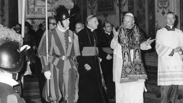 Conclave: Tajemnice wyboru papieża