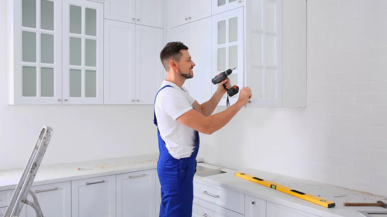 Ile kosztuje metr kuchni? Sprawdź ceny i uniknij nieprzyjemnych wydatków