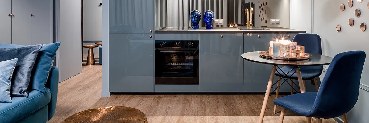 Jakie panele podłogowe do kuchni wybrać, aby uniknąć błędów?