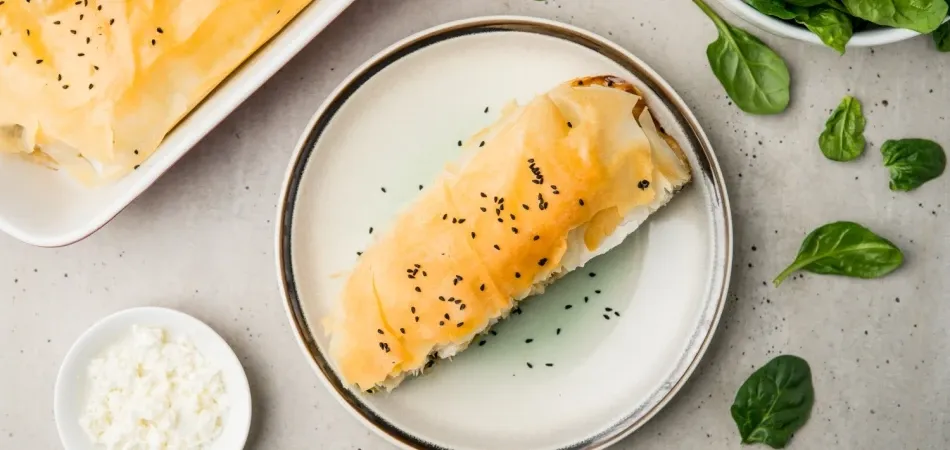 Proste przepisy na ciasto filo z kurczakiem, które zachwycą każdego