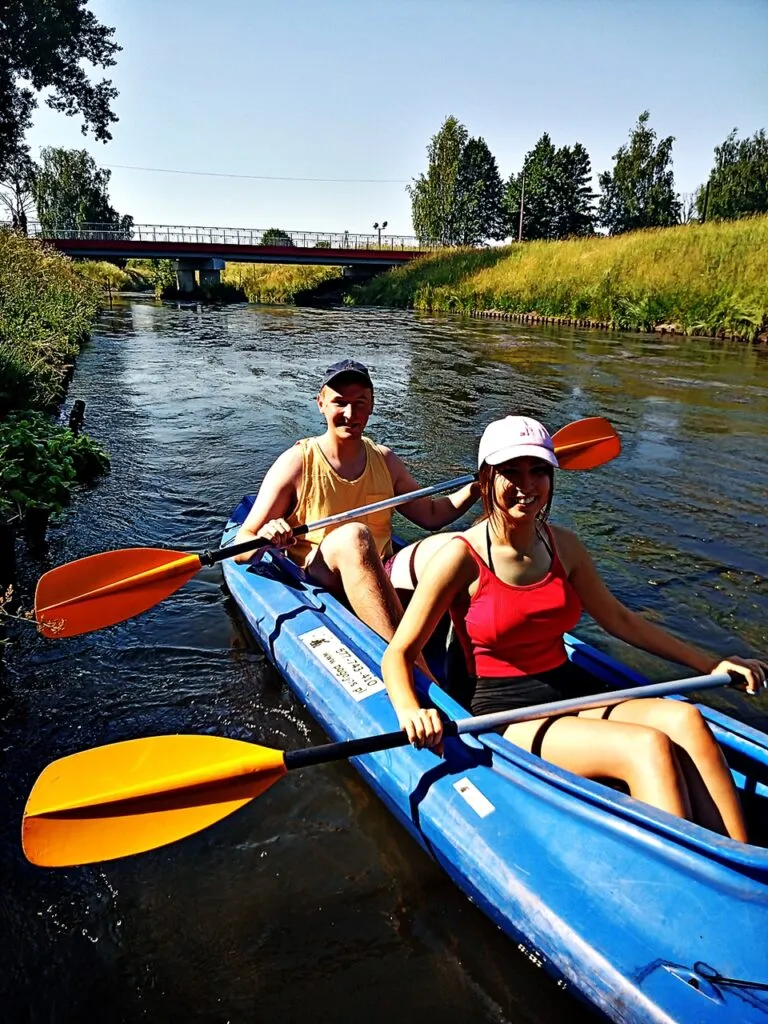 Spływ kajakowy Stargard – trasy, ceny i porady dla początkujących kajakarzy
