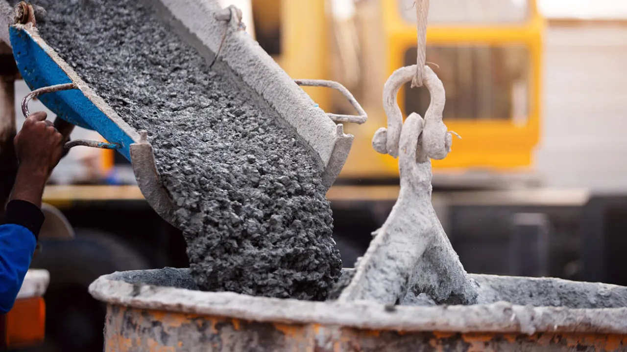 Ile cementu na m3 betonu B10? Kluczowe informacje i porady