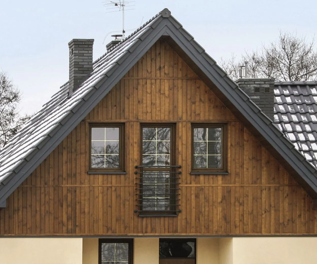 Jaka wełna na elewacje drewniane? Oto, co musisz wiedzieć, aby nie przepłacić