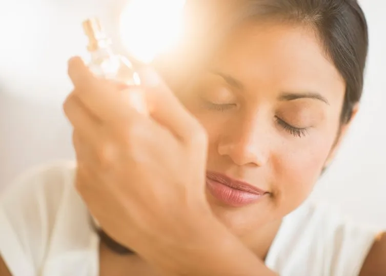 Czym się różni woda perfumowana od perfum? Odkryj kluczowe różnice Czym się różni woda perfumowana od perfum? Odkryj kluczowe różnice