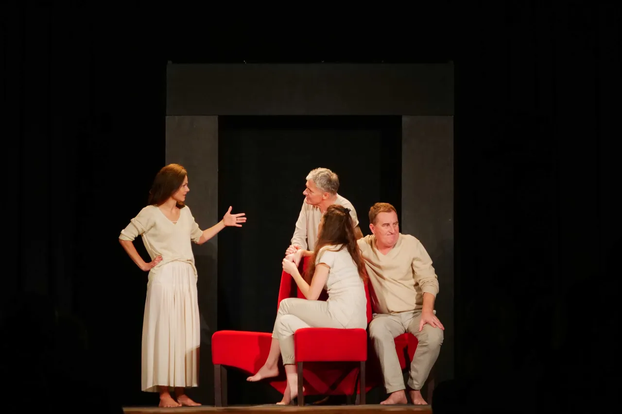 Recenzja spektaklu Kłamstwo: emocje, kłamstwa i międzyludzkie relacje