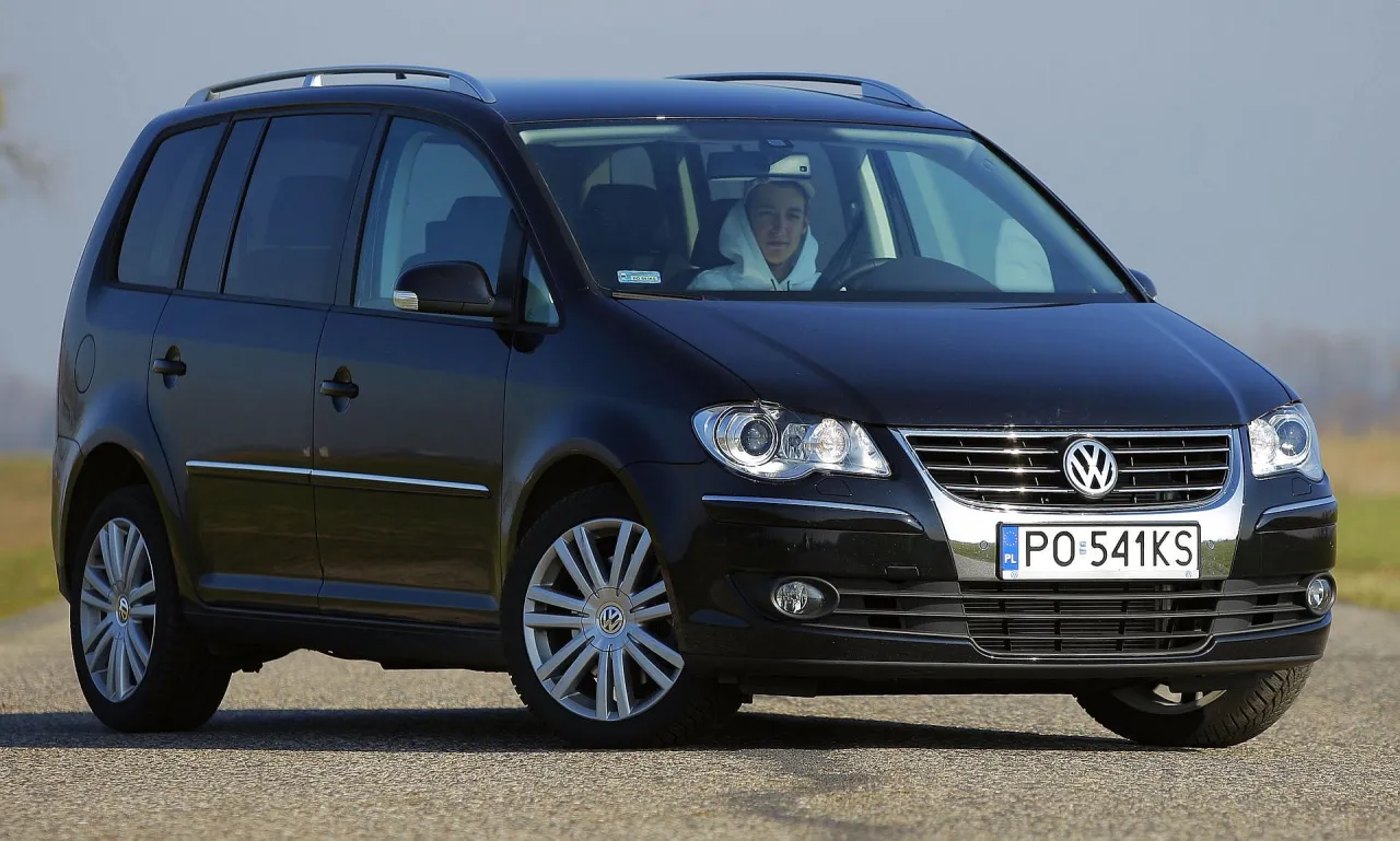 Vw touran jaki silnik diesla wybrać - porównanie 1.6 TDI i 2.0 TDI