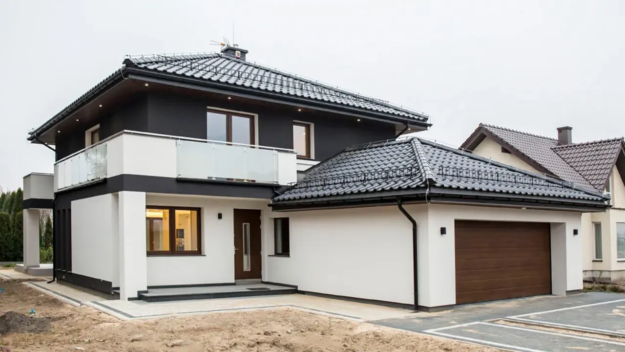 Ile kosztuje budowa domu 130m2? Sprawdź ukryte koszty i ceny