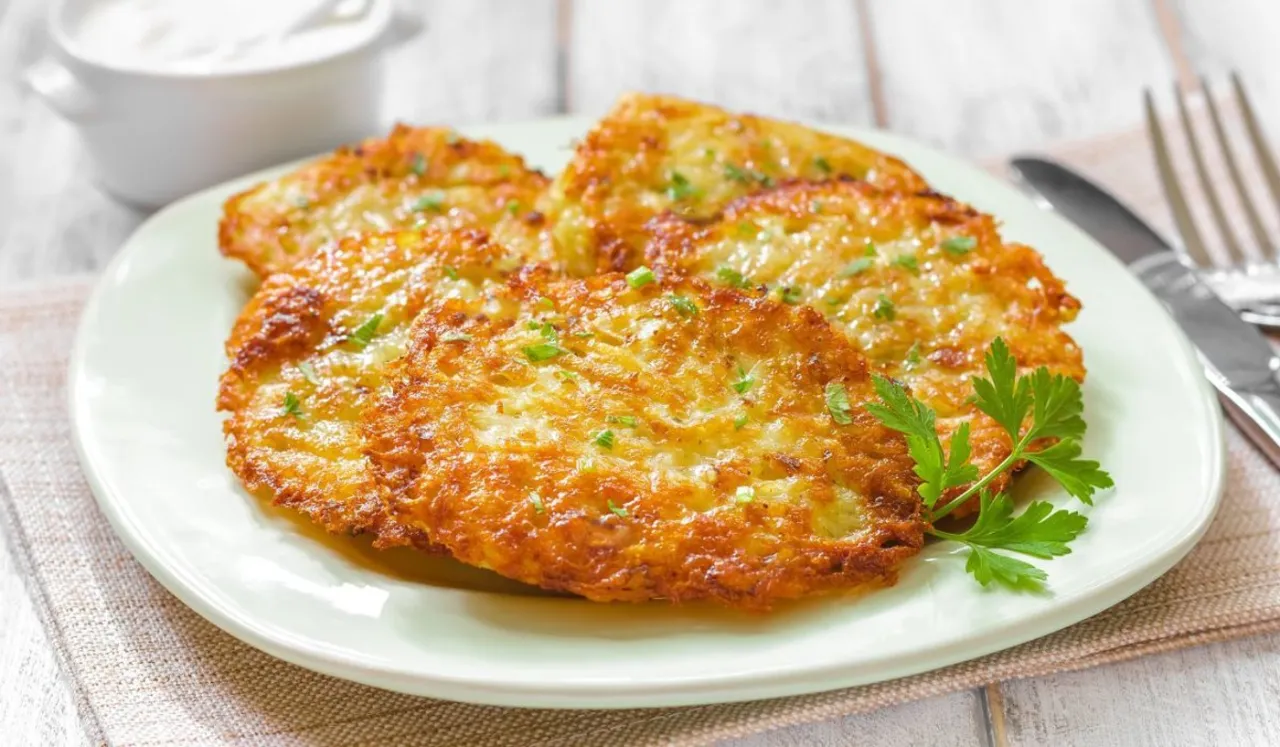 Sekretne triki, które uratują twoje placki ziemniaczane przed brzydkim ciemnieniem