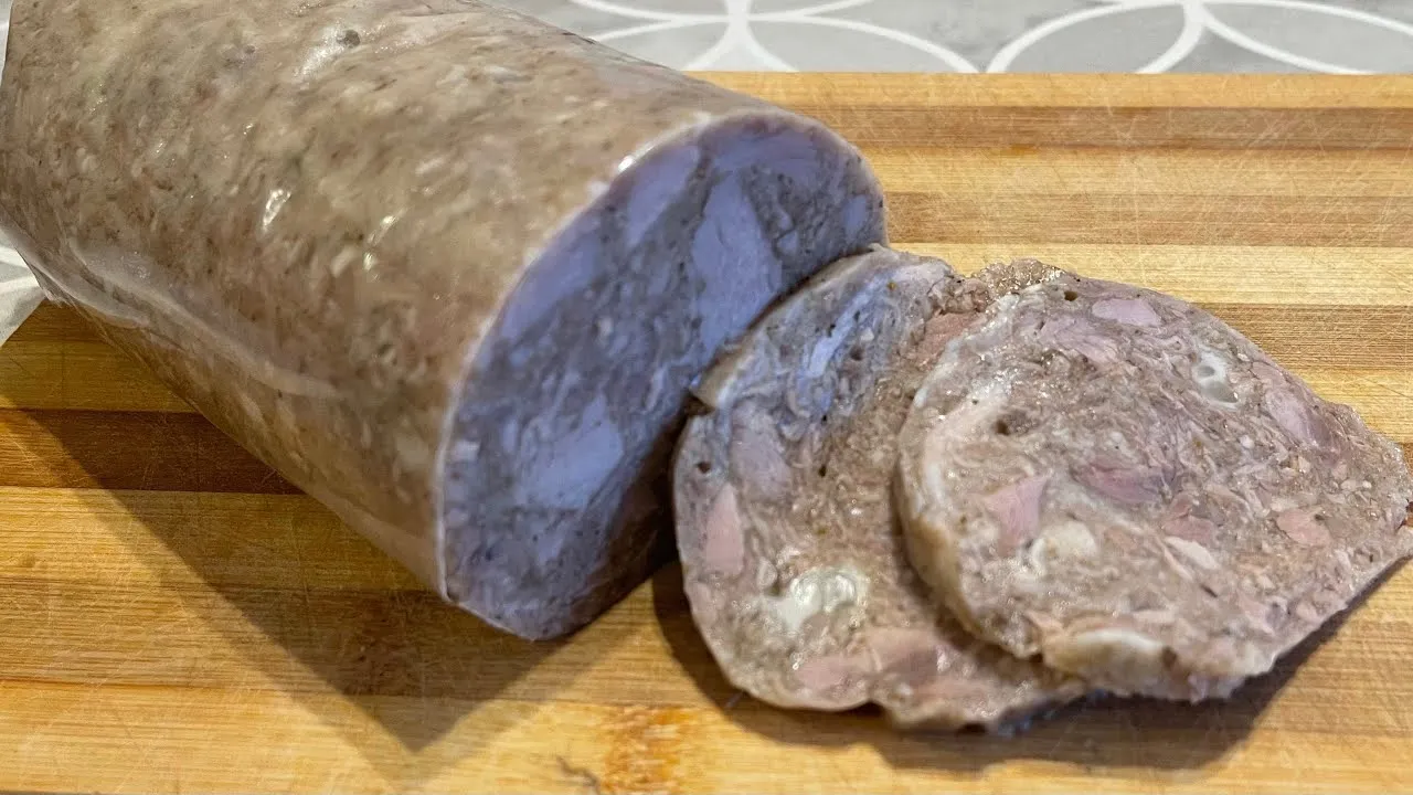 Jak zrobić salceson z golonki - prosty przepis na smaczny przysmak