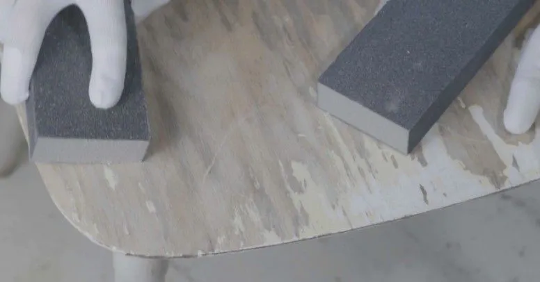 Jak zmyć farbę z mebli: Skuteczne metody i porady krok po kroku