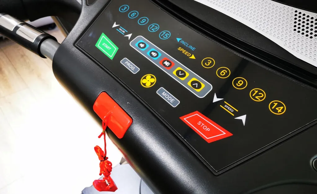 Jak uruchomić bieżnię bez klucza bezpieczeństwa - uniknij problemów