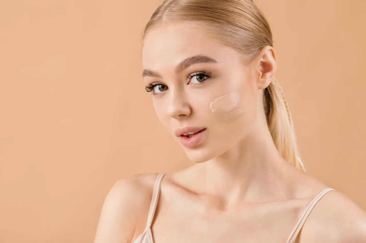 Korektory do twarzy: jaki kolor do czego, aby ukryć niedoskonałości