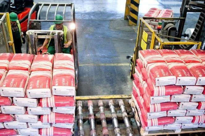 Ile sztuk cementu na palecie? Zaskakujące informacje o workach