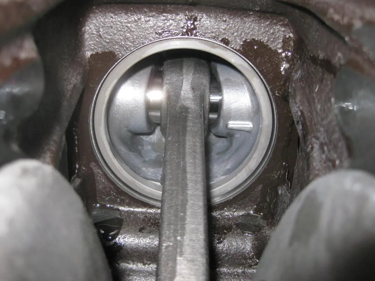 Ile kosztuje remont silnika MF 255? Co musisz wiedzieć przed naprawą?